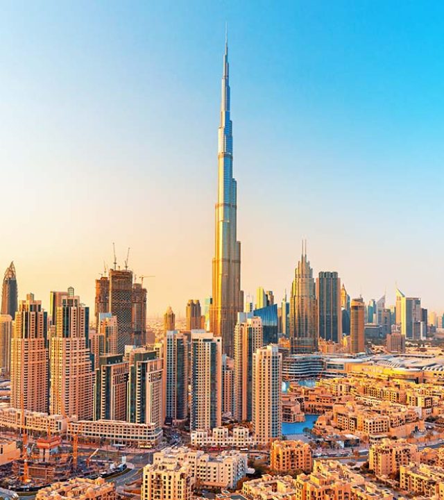 dubai skyline that includes burj khalifa